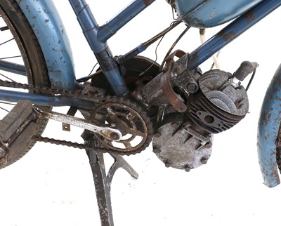 Lot 685 - Raleigh 2 Wheel Bicycle with a bolt on engine