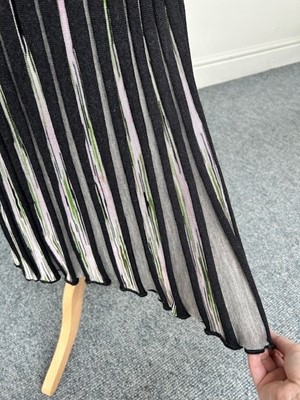 Lot 1004 - Assorted Missoni Ladies Clothing, comprising a...