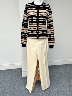 Lot 1005 - Missoni Sport Knitted Chevron Pattern Two...