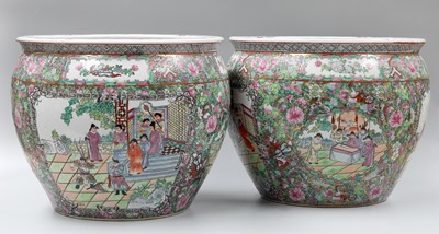 Lot 275 - A Pair of Cantonese Porcelain Jardinieres,...