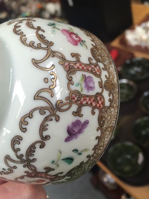 Lot 200 - A Chinese Porcelain Vase, Republic period,...