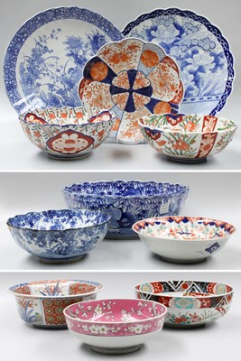 Lot 268 - A Japanese Imari Deep Bowl, four other Imari...