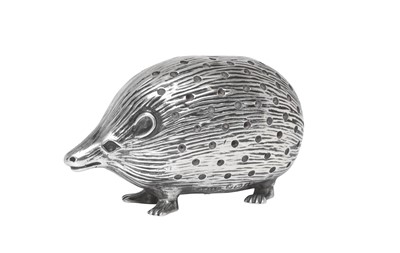 Lot 2241 - An Edward VII Silver Novelty Pin-Cushion