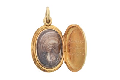 Lot 2170 - A Mourning Locket the yellow oval plain...