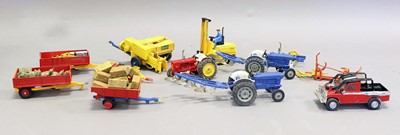 Lot 462 - Corgi 1111 Massey Ferguson 780 Combine Harvester