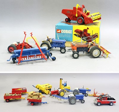 Lot 462 - Corgi 1111 Massey Ferguson 780 Combine Harvester