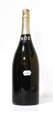 Lot 5005 - Moët & Chandon Première Cuvée Champagne (one...