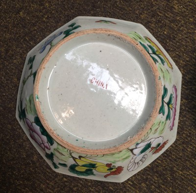 Lot 146 - A Chinese Porcelain Teapot Stand, Qianlong,...
