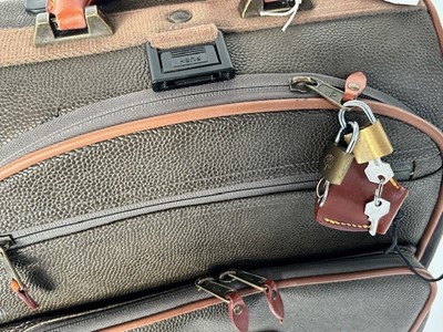 Lot 1052 - Small Mulberry Mole Scotchgrain Leather...