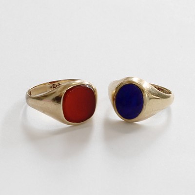 Lot 236 - A 9 Carat Gold Lapis Lazuli Signet Ring,...