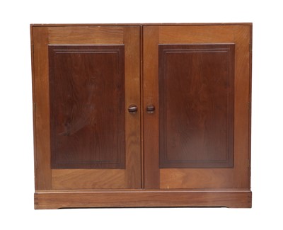 Lot 191 - A 1930s Mahogany Cabinet, with exposed...