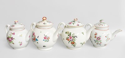 Lot 33 - A Worcester Porcelain Teapot and Cover, circa...