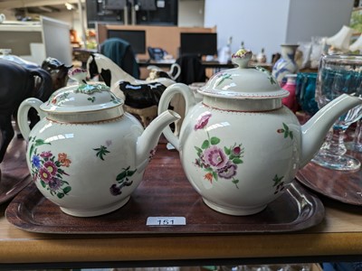 Lot 151 - A Worcester Porcelain Teapot and Cover, circa...