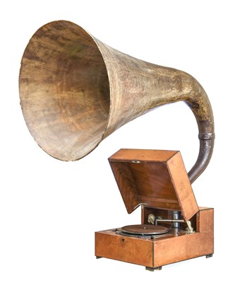 Lot 155 - A Fine EMG Mark XB Gramophone