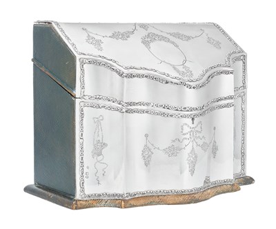 Lot 50 - An Edward VII Silver-Mounted Stationery-Box