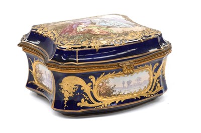 Lot 18 - A Sèvres-Style Porcelain Jewellery Casket with...