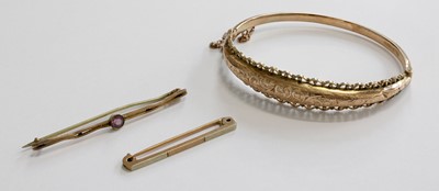 Lot 282 - A 9 Carat Gold Hinged Bangle, measures 6.0cm...