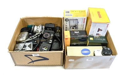 Lot 293 - Various Compact Cameras