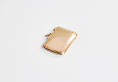 Lot 65 - A George V Gold Vesta-Case, by Deakin and...