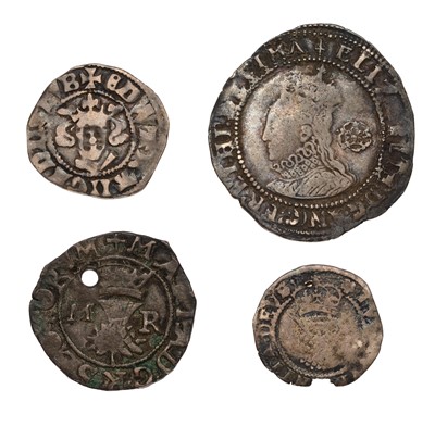 Lot 41 - Elizabeth I, Sixpence 1582, fifth issue, 2.69g,...