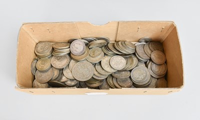 Lot 157 - Assorted Pre-1947 British Silver Coinage, 50%...