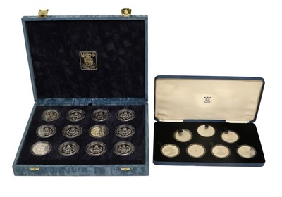 Lot 424 - 2x Royal Mint, Queen Mother Silver Proof Coin...