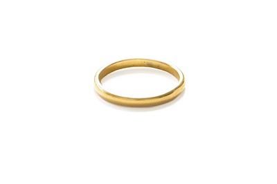 Lot 494 - A 22 Carat Gold Band Ring, finger size Q