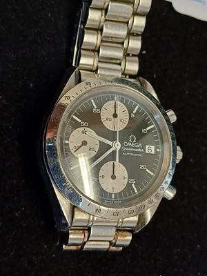 Lot 2123 - Omega: A Stainless Steel Automatic Calendar...
