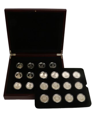 Lot 368 - Royal Mint, Great Britons Silver Proof Crown...