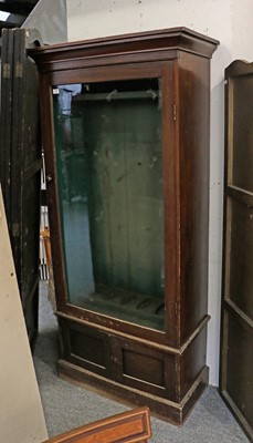 Lot 1250 - An Early 20th Century Glazed Mahogany Gun Cabinet