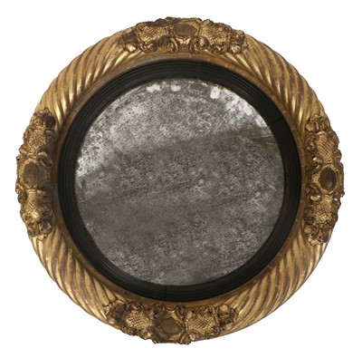 Lot 796 - A William IV Gilt and Gesso Circular Convex...