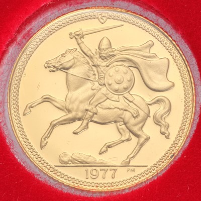 Lot 297 - Isle of Man, Four Coin Sovereign Set 1977,...