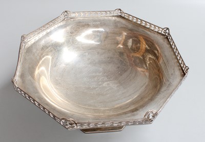 Lot 35 - A George V Silver Bowl, by Walker and Hall,...