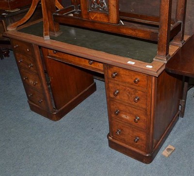 Lot 444 - A Victorian mahogany pedestal desk