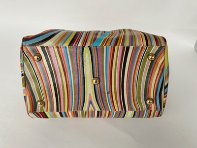 Lot 1019 - Paul Smith Leather Shoulder Bag in Signature...