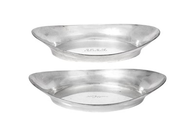 Lot 2102 - A Pair of George V Silver Dishes