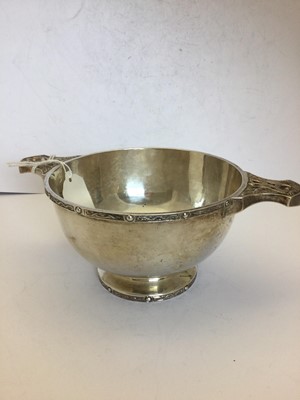 Lot 2099 - A George V Scottish Silver Quaich