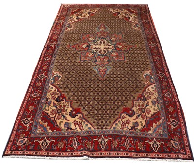 Lot 1162 - Good Hamadan Rug, the diamond lattice camel...