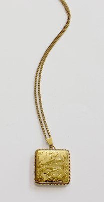 Lot 226 - A 9 Carat Gold Locket on Chain, the square...