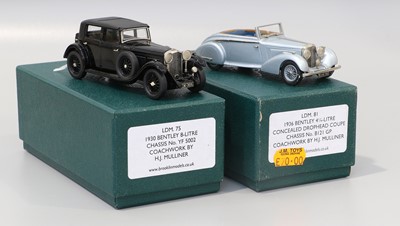 Lot 391 - Lansdowne Models Two 1:43 Scale Bentley Models