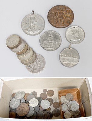 Lot 69 - Assorted Coins and Commemorative Medals; to...