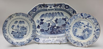 Lot 116 - A 19th Century Chinese Export Blue & White...