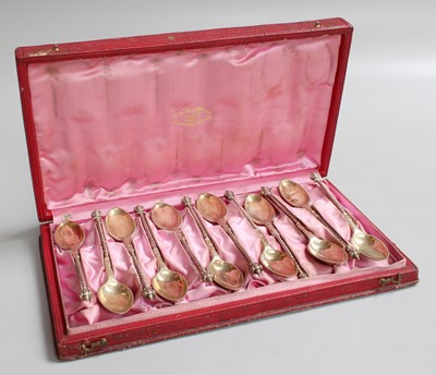 Lot 39 - A Cased Set of Twelve German Silver-Gilt...