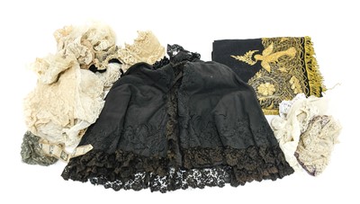 Lot 2097 - Collection of Lace Trimmings and Textiles,...