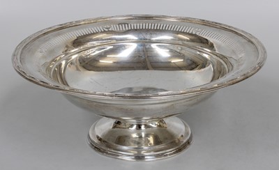 Lot 135 - A George V Silver Bowl, by Herbert Edward...