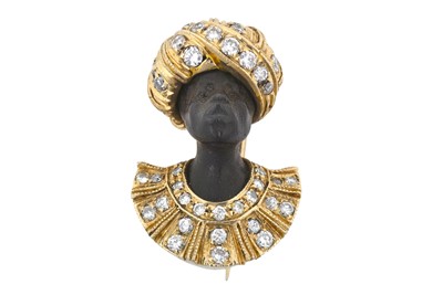 Lot 2223 - A Novelty Brooch realistically modelled as a...