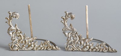 Lot 7 - A Pair of Edward VII Silver Menu or Place-Card...