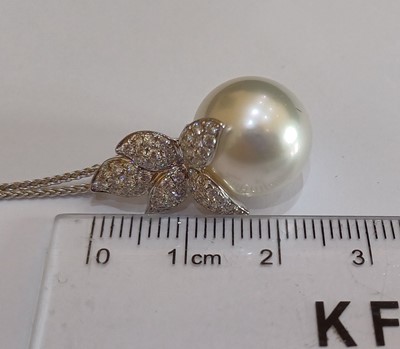 Lot 2254 - An 18 Carat White Gold South Sea Pearl and...