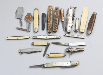 Lot 59 - A Collection of Pen Knives, variously formed...