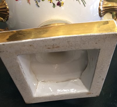 Lot 548 - An English Porcelain Fruit Cooler and Cover,...